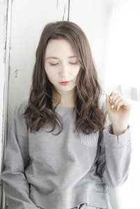 20代・30代・40代　アクセがわりにまとうロング - TRAN9UIL safric掲載