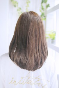 20代・30代・40代　シンプルなのに映えるロブ - TRAN9UIL safric掲載