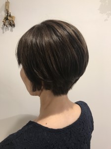 【COLO 吉祥寺 】美シルエットショートボブ - COLO掲載