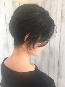【後頭部がふんわりする！？】テクニカルショートボブ - KENJE洋光台掲載