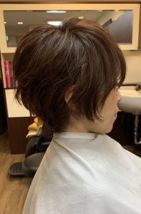 ショート（カラー、ホイルワーク） - polish.custom-hair掲載