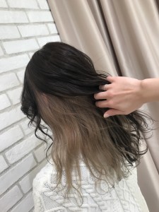 インナーカラー×くすみベージュ - Ash 戸田公園店掲載