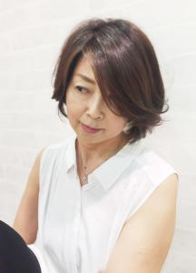 ミセスに似合うひし形小顔美シルエット - NUDE COLOR姥子山店掲載