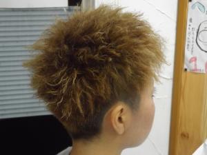 ツイストパーマ - cut in Shanzeおもろ掲載