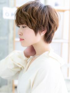 大人かわいい＊くせ毛風小顔マッシュショート　エアリーカール - mod's hair 越谷西口店【モッズヘア】掲載
