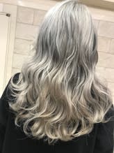 white silver - astrale掲載