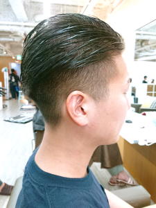 日本人の肌色に合わせたフェードカット - HAIR DERA'S 銀座中央通り店【デラ】掲載
