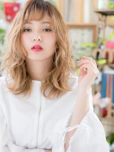 羽のような外国人風ふんわりフェザーウェーブ 　無造作 - COVER HAIR & SPA bliss 浦和西口店【カバー ヘア アンド スパ ブリス】掲載