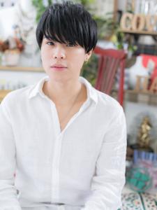 アシンメトリーで大人顔メンズショート 　丸みショート - COVER HAIR bliss 上尾西口店掲載