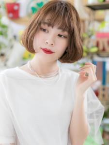 前下がり＆くせ毛風カールのエアリーボブ　似合わせカット - COVER HAIR bliss 戸田公園西口店掲載