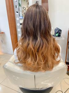 グラデーションカラーで外国人カラーに - Ash 二子玉川店掲載