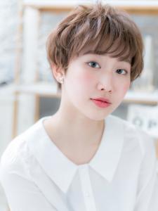 アシンメトリー外国人風ふわふわウェーブショート　ブランジュ - mod's hair【モッズヘア】越谷/越谷西口店掲載