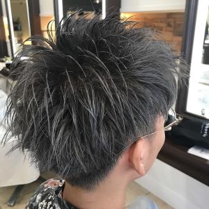 【Euphoria/岩崎 達也】ダーググレーツーブロック☆☆ - Euphoria 新宿店【ユーフォリア シンジュクテン】掲載