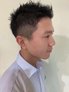 ビジネスアップバング - e.m.a PREMIUM BEAUTY SALON掲載
