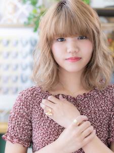 アレンジ自在♪外国人風ミディアムカール　ふわミディ - COVER HAIR & SPA bliss 浦和西口店【カバー ヘア アンド スパ ブリス】掲載