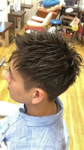 ツーブロックのショートスタイル - Flow掲載