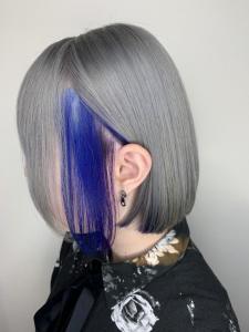ダブルブリーチでハイトーンインナーカラー！ - Brooch掲載