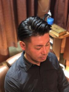 30代後半男のツヤだしビジネスマンカットコース - ヘアーモードキクチ 銀座店掲載