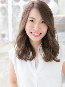大人ガーリーくせ毛風こなれ無造作ウェーブ　セミディ - mod's hair【モッズヘア】越谷/越谷西口店掲載