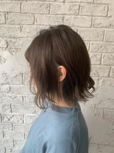 インナーカラーカーキグレージュボブディ無造作カール6097 - prize 池袋【プライズ】池袋西口店掲載