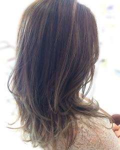 大人バレイヤージュ  レイヤースタイル - Hair VERDE掲載