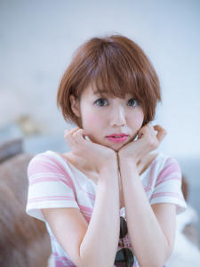 小顔ショートスタイル - 押上 美容院 Vita掲載