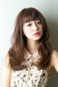30代、40代に人気レイヤーロング - クロードモネ H2O・AVEDA 渋谷ヒカリエshinQs店掲載