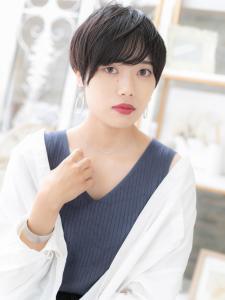 斜めバング＆前下がり＊ハンサムアッシュショート　厚めバング - mod's hair【モッズヘア】越谷/越谷西口店掲載