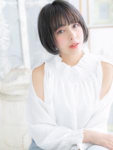 黒髪ナチュラルでツヤ透明感！小顔前下がりボブ　厚めバング - mod's hair 越谷西口店【モッズヘア】掲載