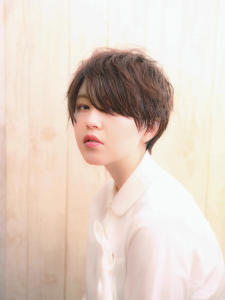 前髪長め大人ショート - aile plus掲載