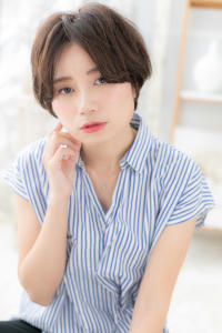 黒髪も◎外国人風ニュアンスラフショート　シースルーバング - mod's hair 越谷西口店【モッズヘア】掲載