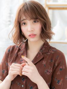くせ毛風斜めバング小顔オンブレ暖色系カラー ゆるふわ - mod's hair【モッズヘア】上尾/上尾西口店掲載