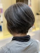 【QUALIS】50代60代グレイヘア☆前下がり　大人 - QUALIS 赤塚店掲載