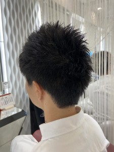 【QUALIS】刈り上げ/束感/ショート/アップバング - QUALIS 赤塚店掲載