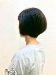 襟足スッキリ小顔/ショート/暗めカラー/30代40代50代 - QUALIS 上福岡店掲載