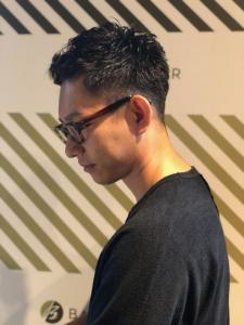 大人の刈り上げスタイル【BARBER-BAR】 - バーバーバー赤羽掲載