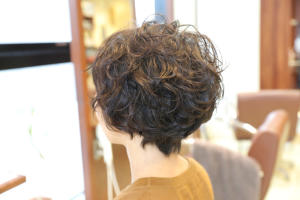 エアーウェーブで作るふんわりカールスタイル - Hair Salon D's掲載