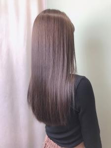 艶カラーのオリーブベージュ - manon hair design..掲載