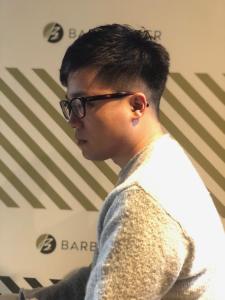 大人の刈り上げスタイル【BARBER-BAR】 - バーバーバー赤羽掲載