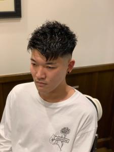フェード束感ショート - ヒロ銀座ヘアーサロン 青山外苑前表参道店掲載