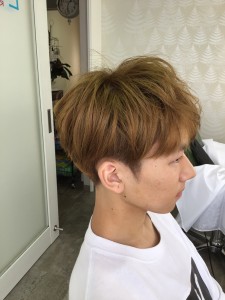 ブリーチカラー - L.O.T.　Hair Resort掲載