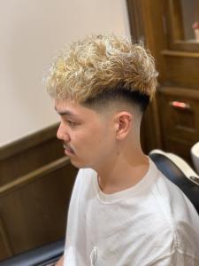 【ハイトーン??パーマフェード】 - HIRO GINZA BARBERSHOP 飯田橋神楽坂店掲載