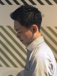 大人の刈り上げスタイル【BARBER-BAR】 - バーバーバー赤羽掲載