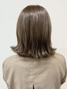 【tocca 天王寺】切りっぱなしボブ×ハイトーン - tocca hair&treatment 天王寺店掲載