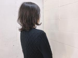 大人のゆる巻きスタイル - Lourdes hair design掲載