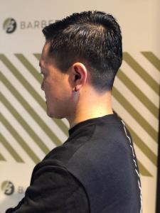 大人の刈り上げスタイル【BARBER-BAR】 - バーバーバー赤羽掲載
