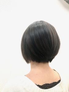 30代40代50代/白髪染め/艶カラー/ショートボブ/透け感 - QUALIS 上福岡店掲載