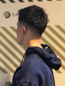 大人の刈り上げスタイル【BARBER-BAR】 - バーバーバー赤羽掲載