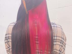 インナーカラーピンク - Lourdes hair design掲載