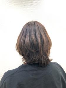 暖色系カラー/くびれ/ミディアム/ウルフレイヤー/40代 - QUALIS 上福岡店掲載